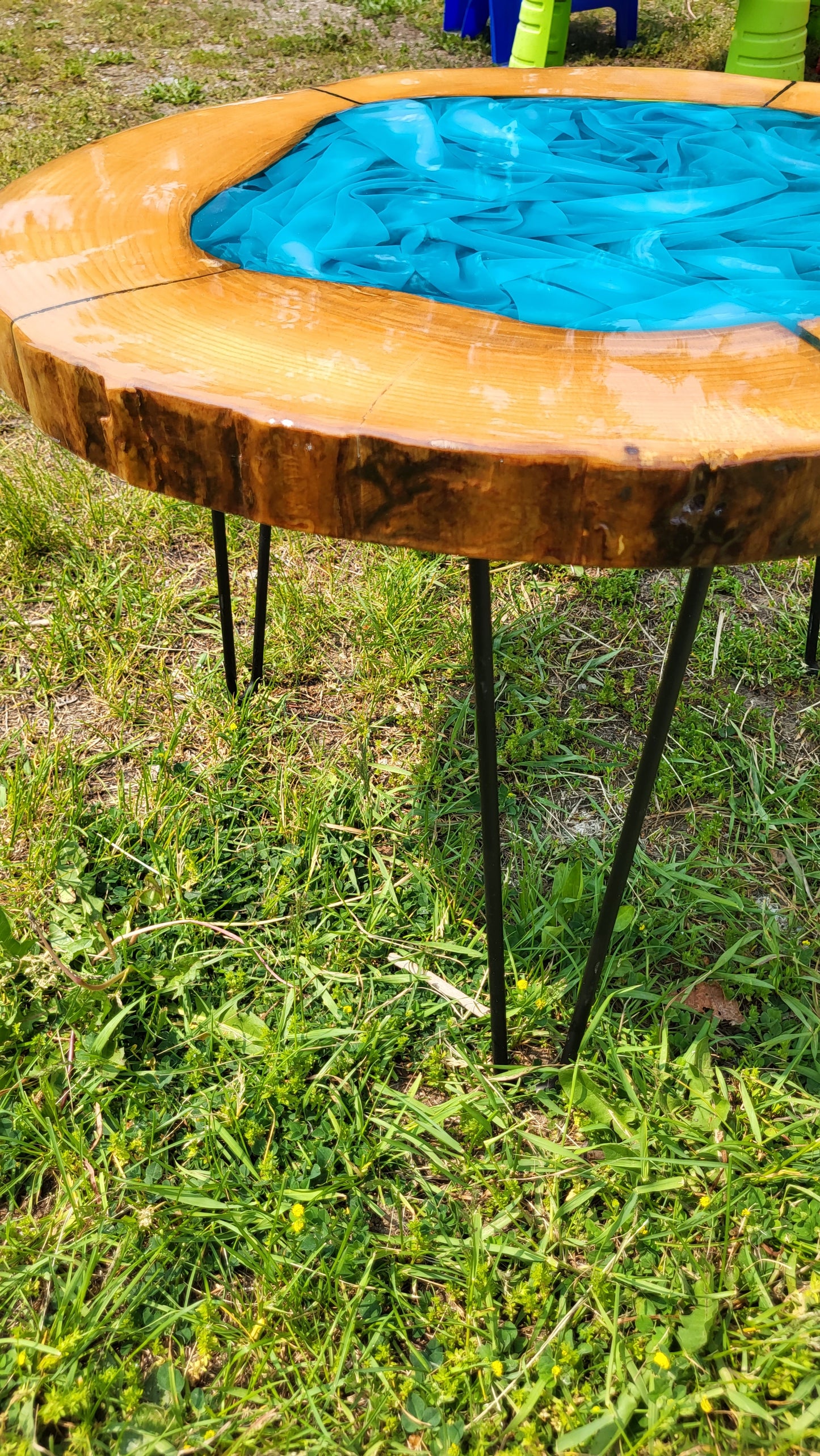 Chiffon Table