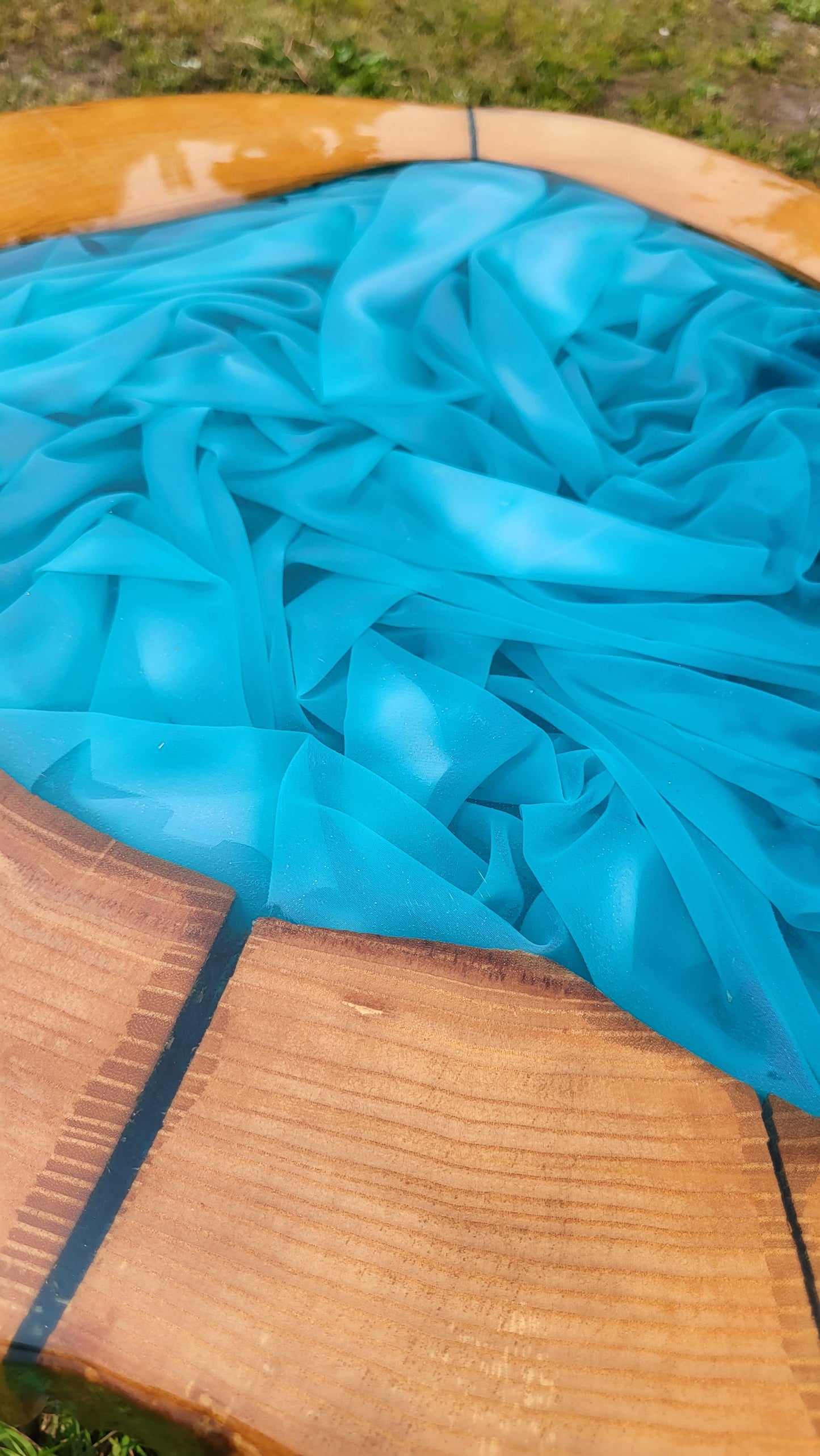Chiffon Table