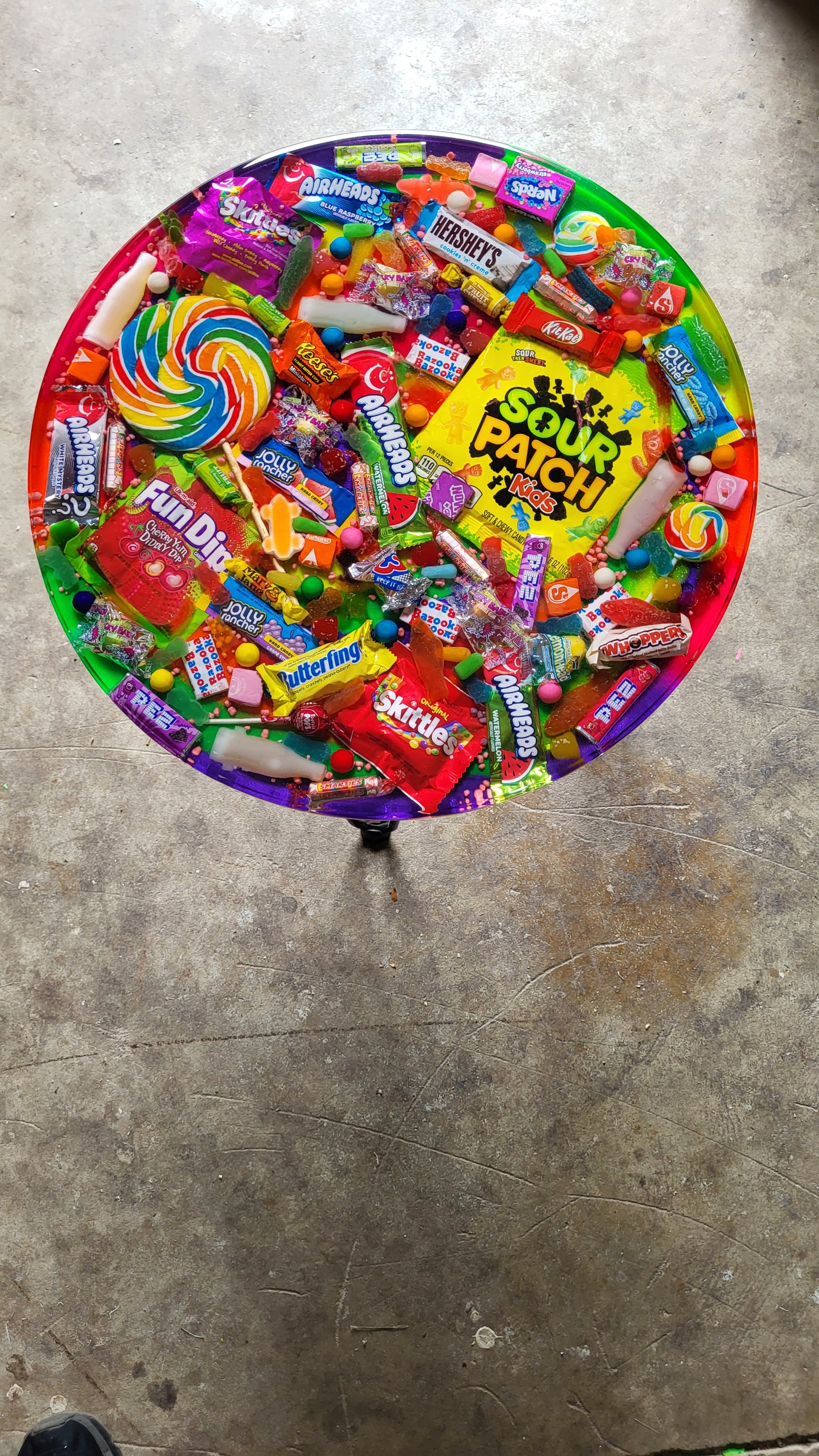 Candy Resin Table 18"