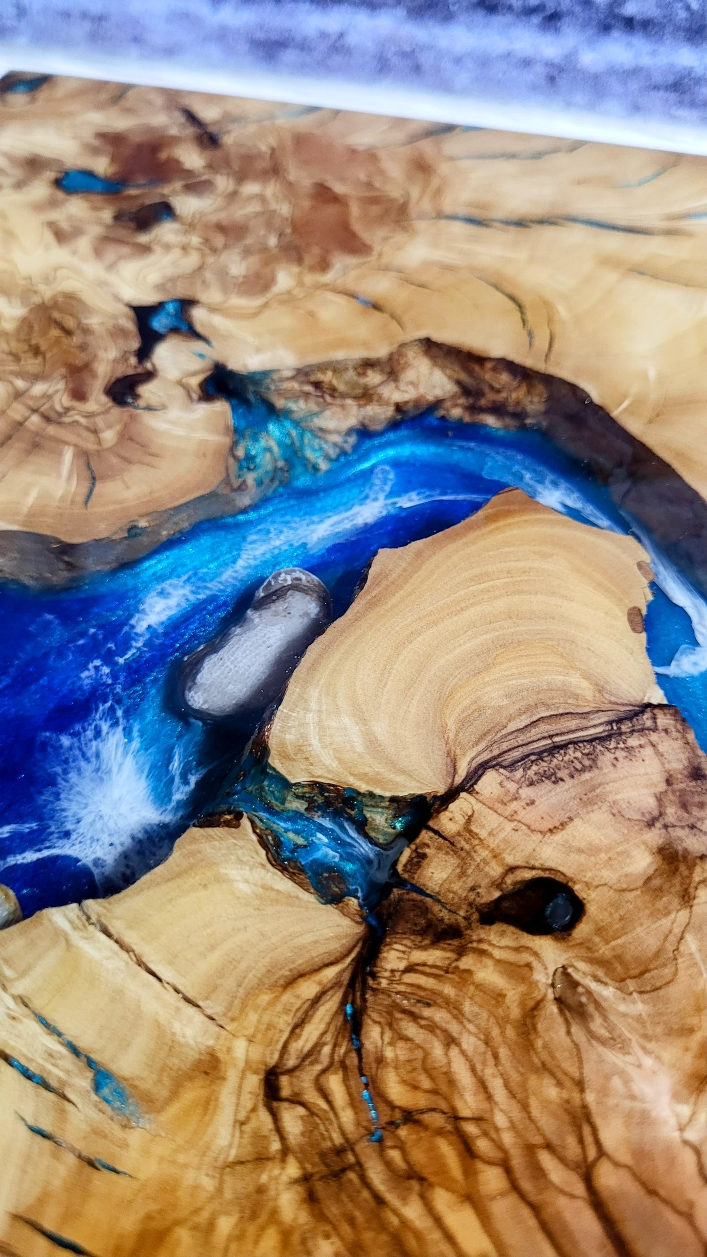 1-Ocean Olivewood Petoskey Board