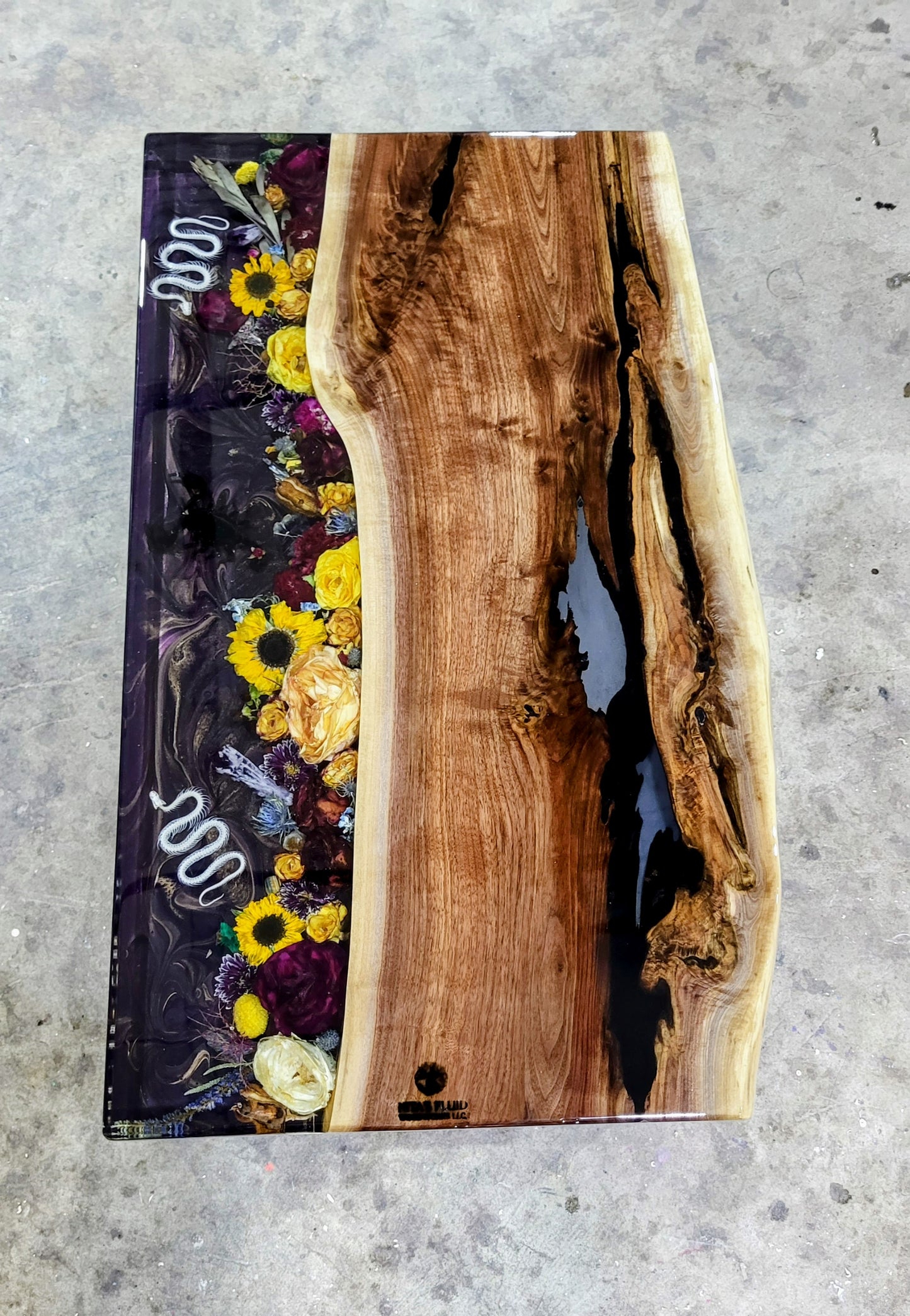 Flower Snake Table