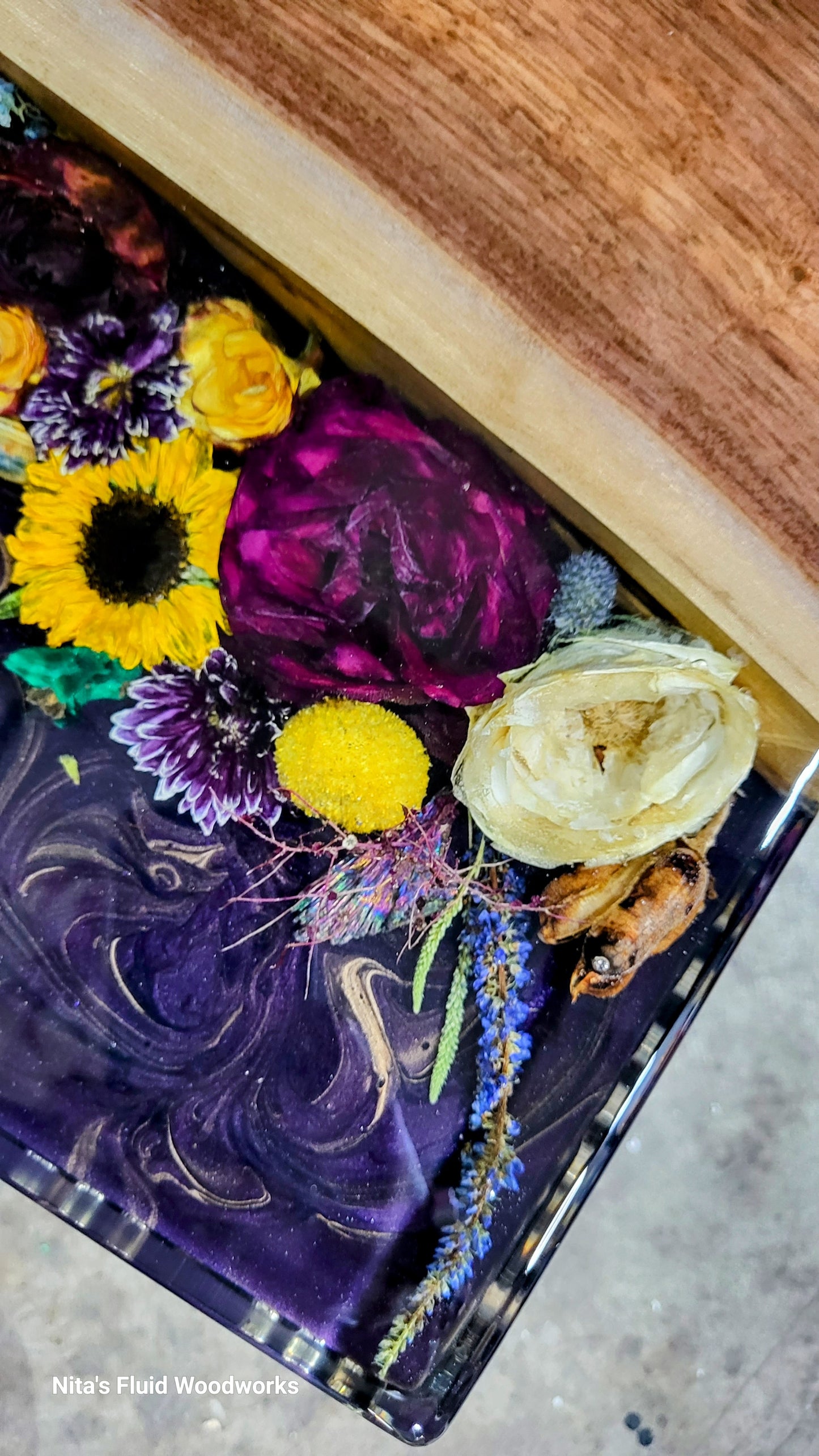 Flower Snake Table