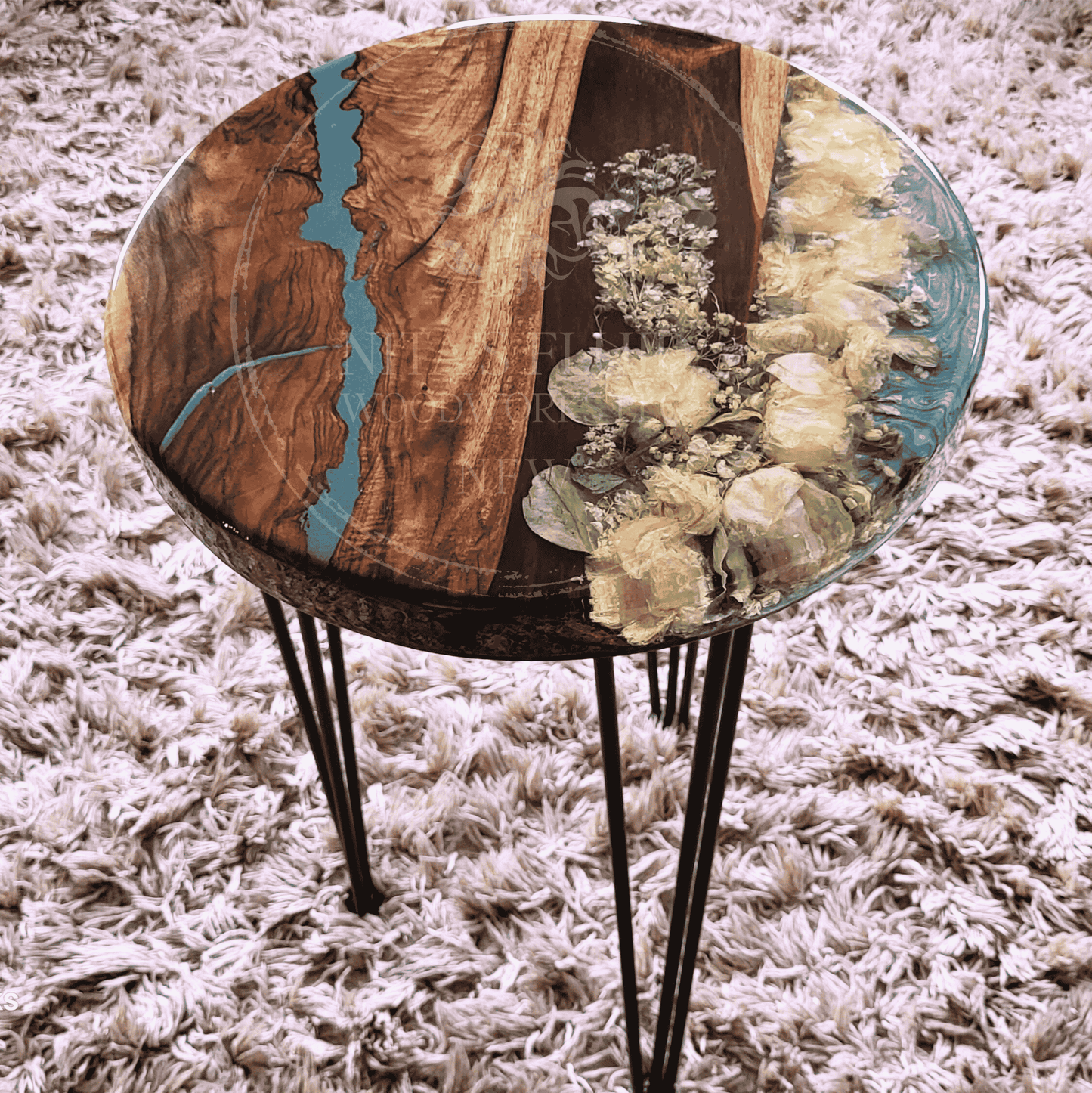 Round Resin Flower Table