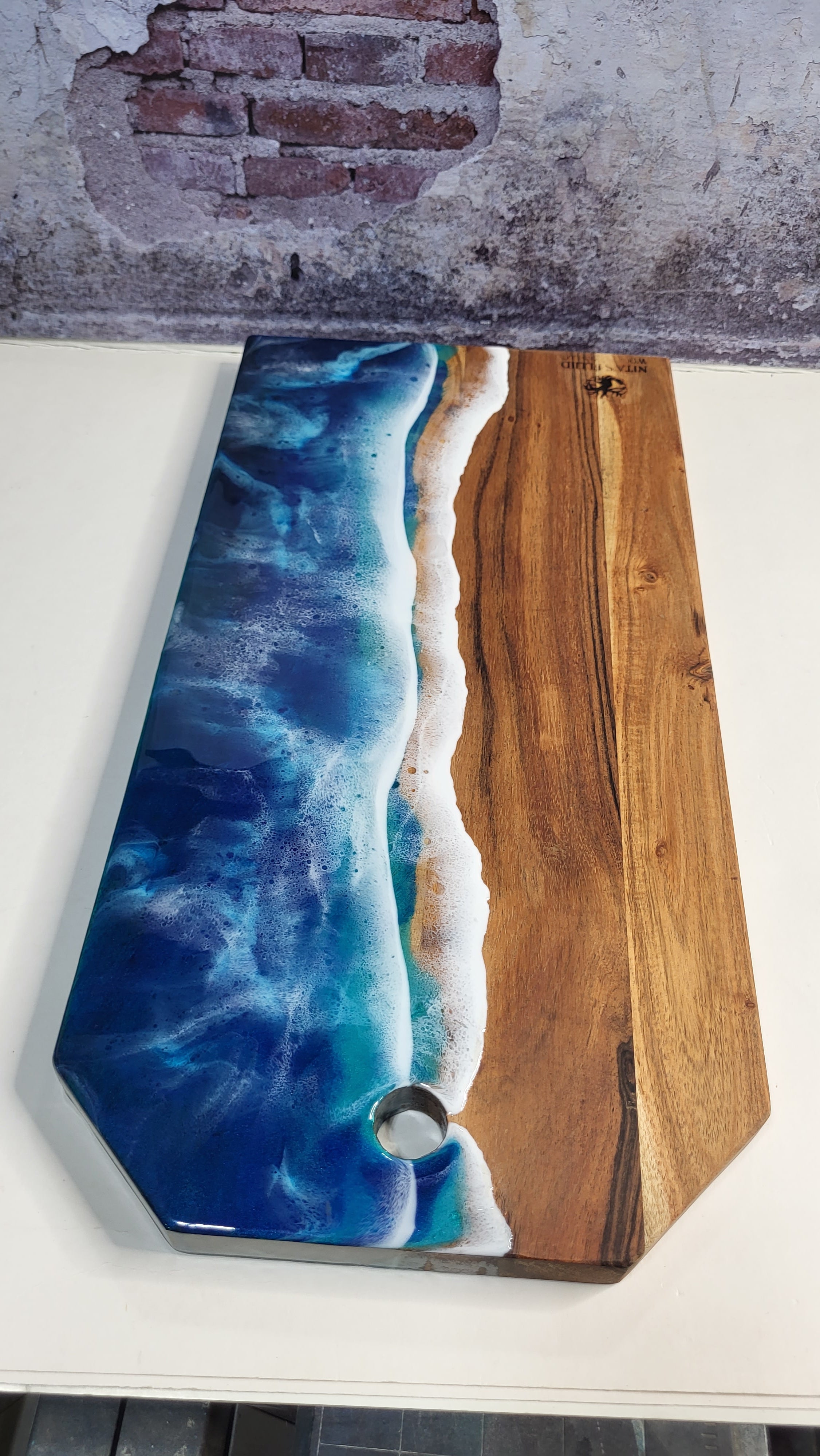 Large Ocean Charcuterie – Nita's Fluid Woodworks