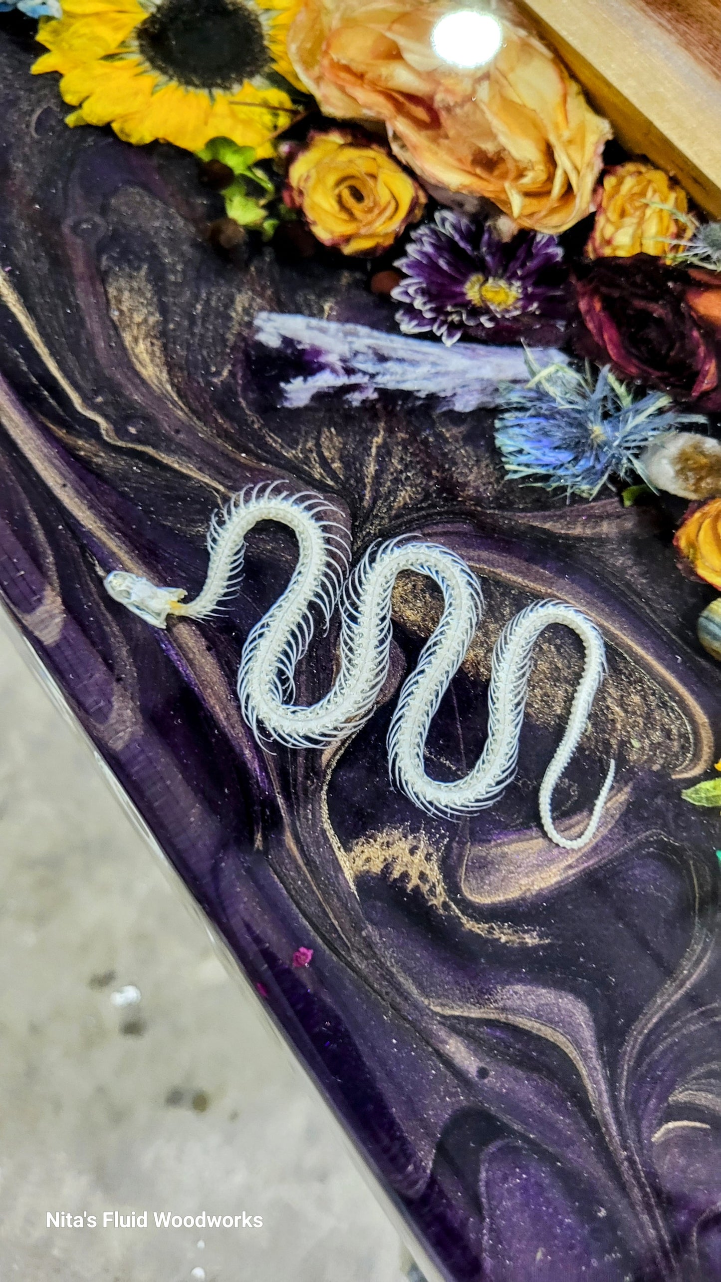 Flower Snake Table