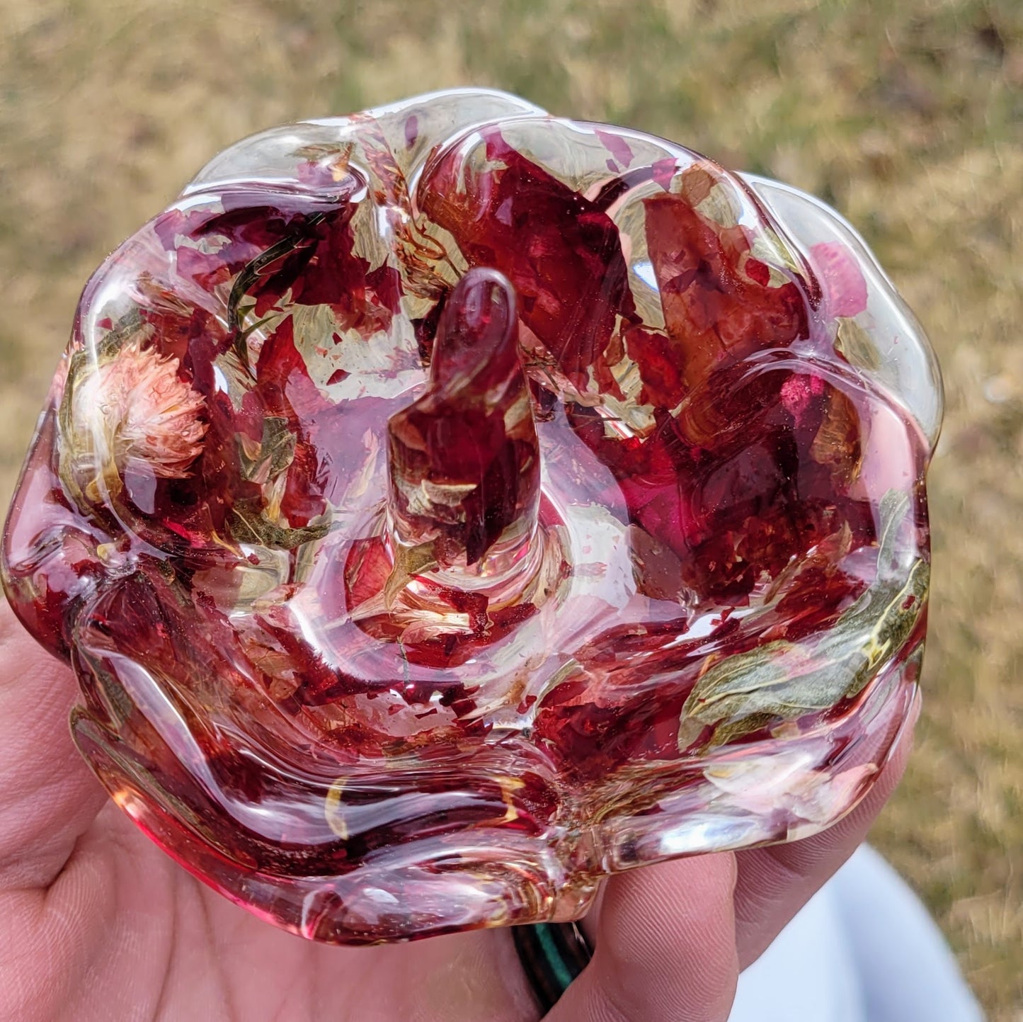 Resin Flower Ring Dish – Personalized Wedding Bouquet Preservation Keepsake