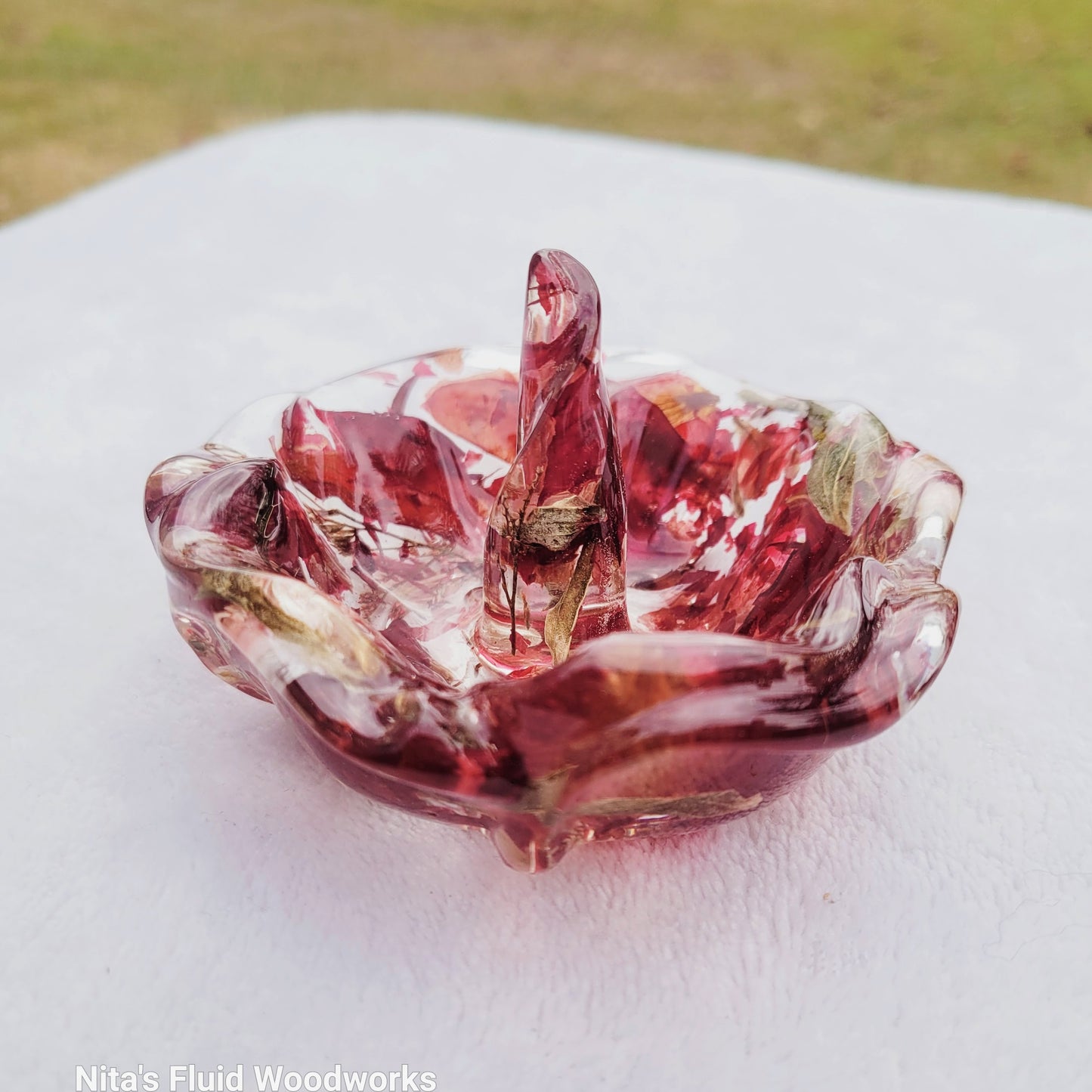 Resin Flower Ring Dish – Personalized Wedding Bouquet Preservation Keepsake