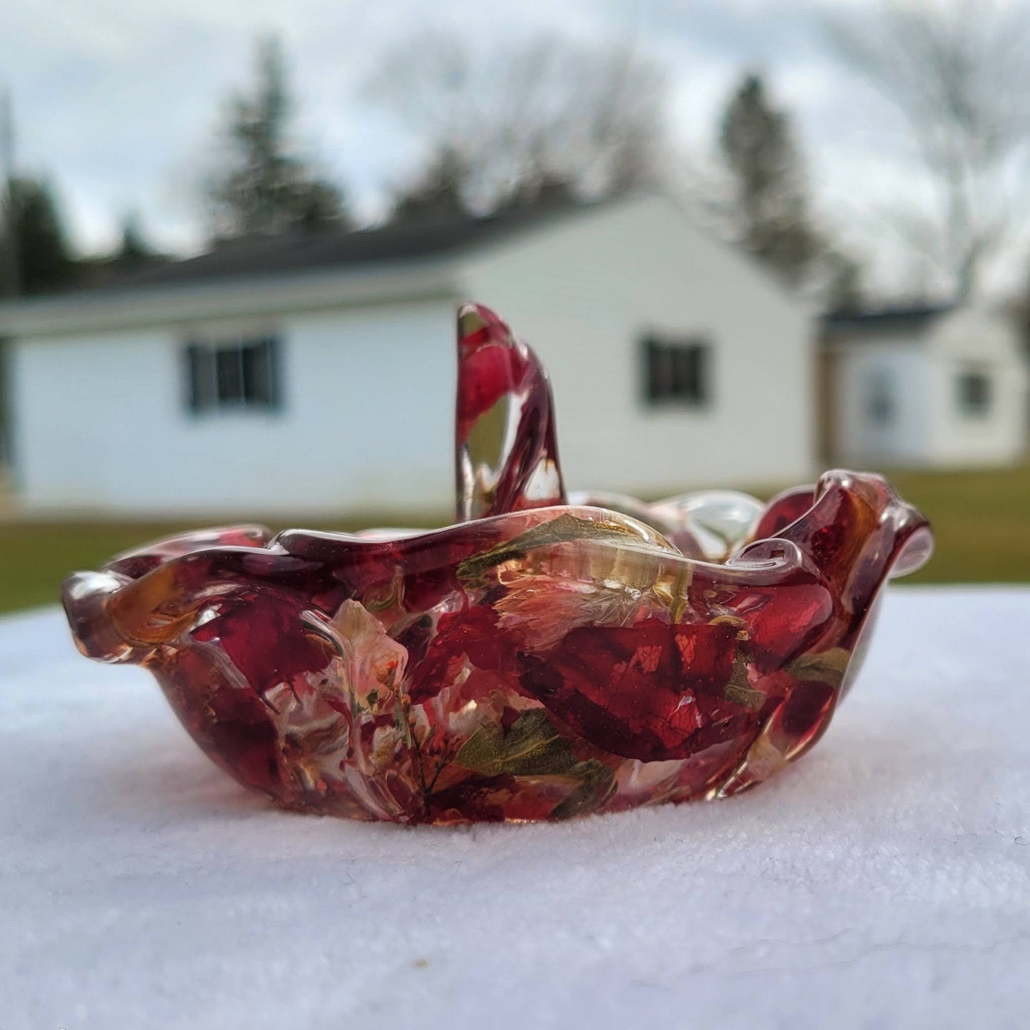 Resin Flower Ring Dish – Personalized Wedding Bouquet Preservation Keepsake