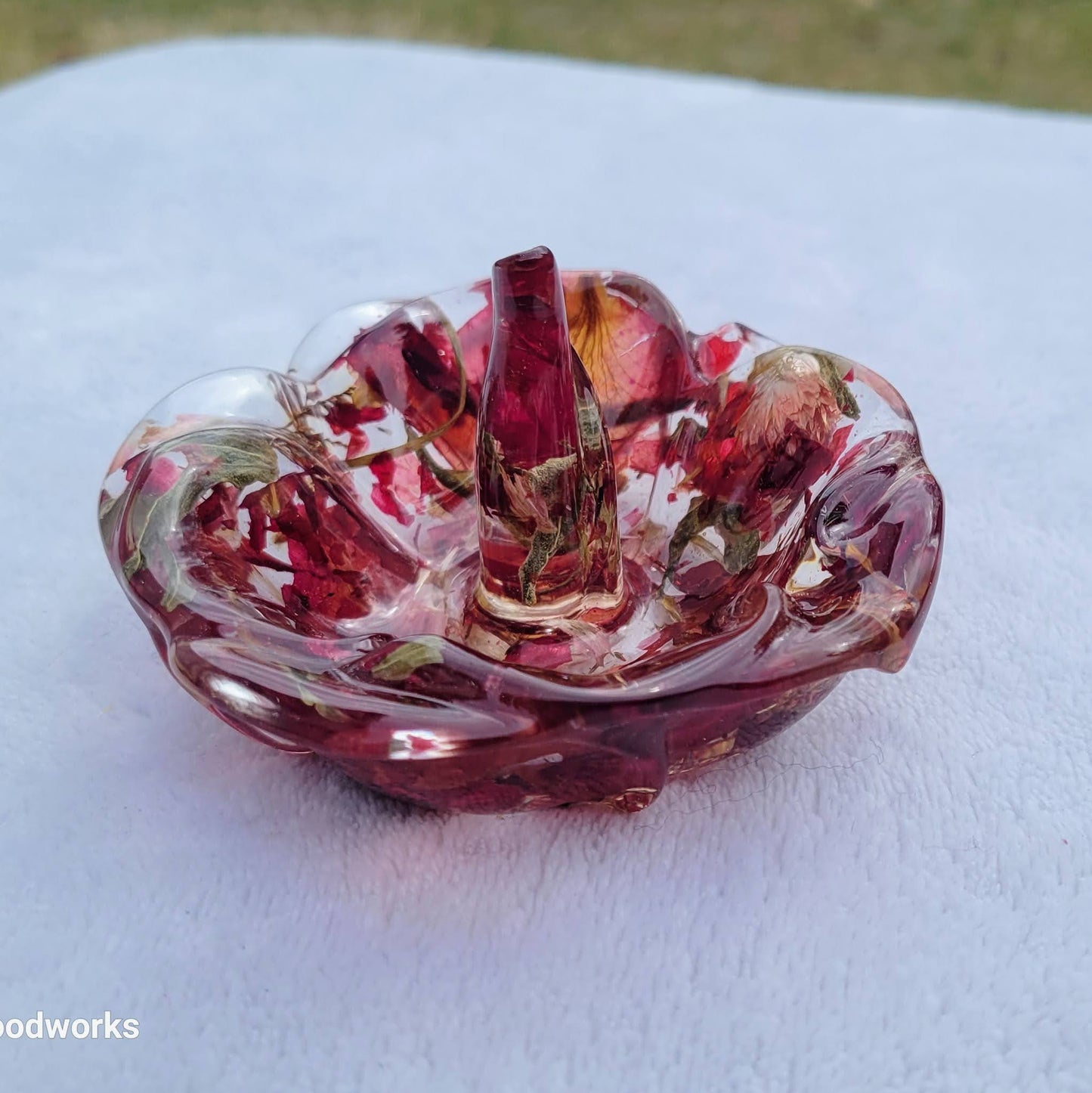 Resin Flower Ring Dish – Personalized Wedding Bouquet Preservation Keepsake