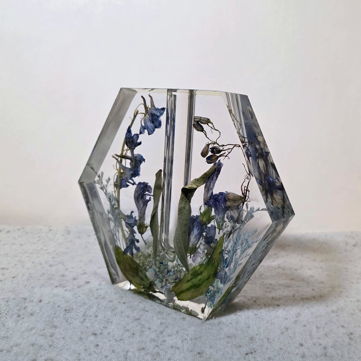 Flower Preservation Resin Vase