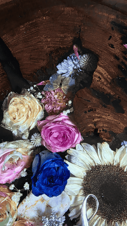Live Edge Flower Preservation Round Table