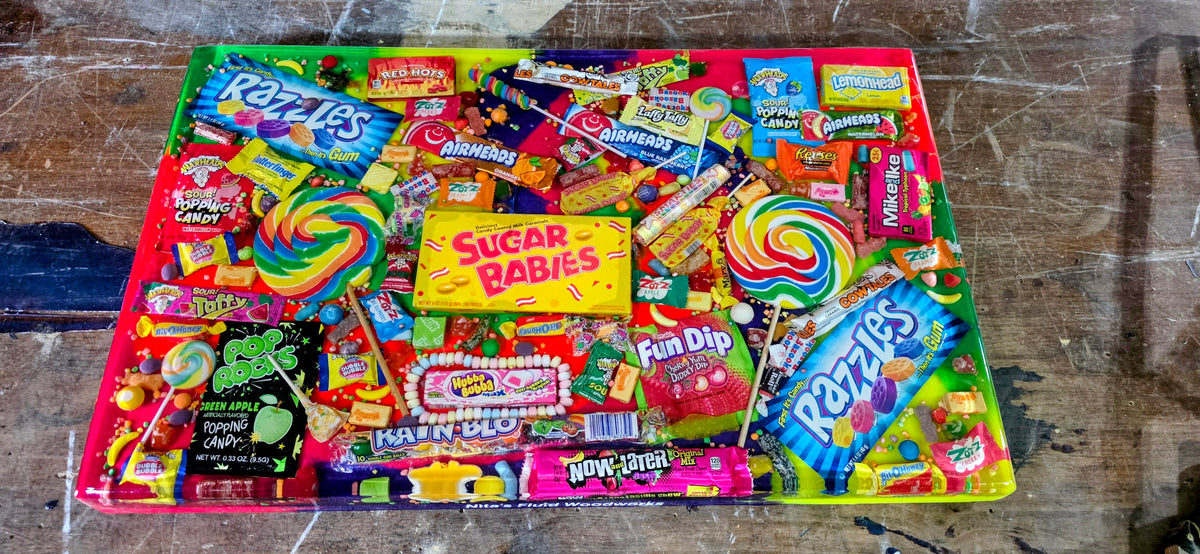 CANDY TABLE